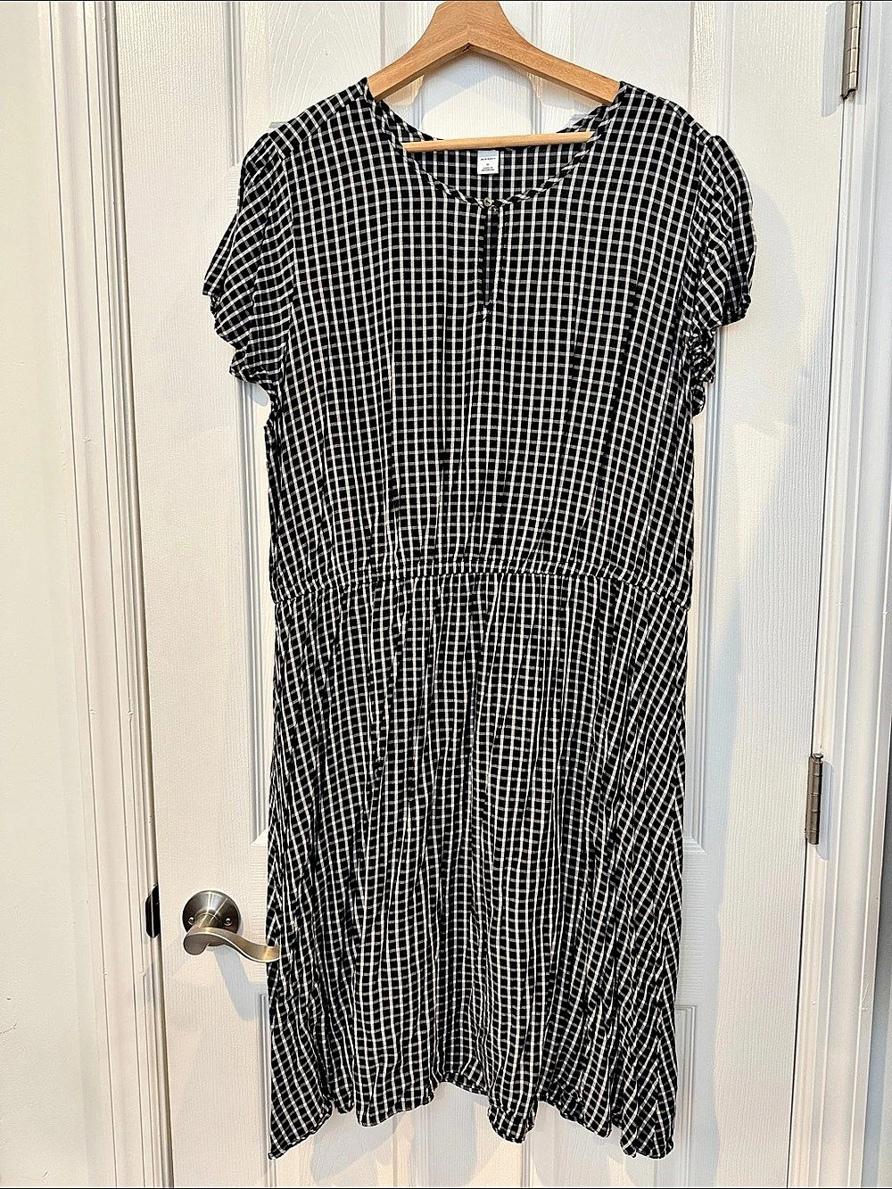 Old Navy Checkered Midi Dress